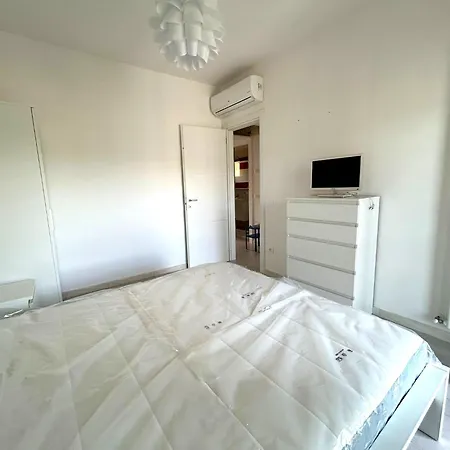 Casa Mare Lorenzo フォッローニカ