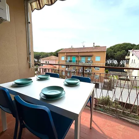Casa Mare Lorenzo フォッローニカ